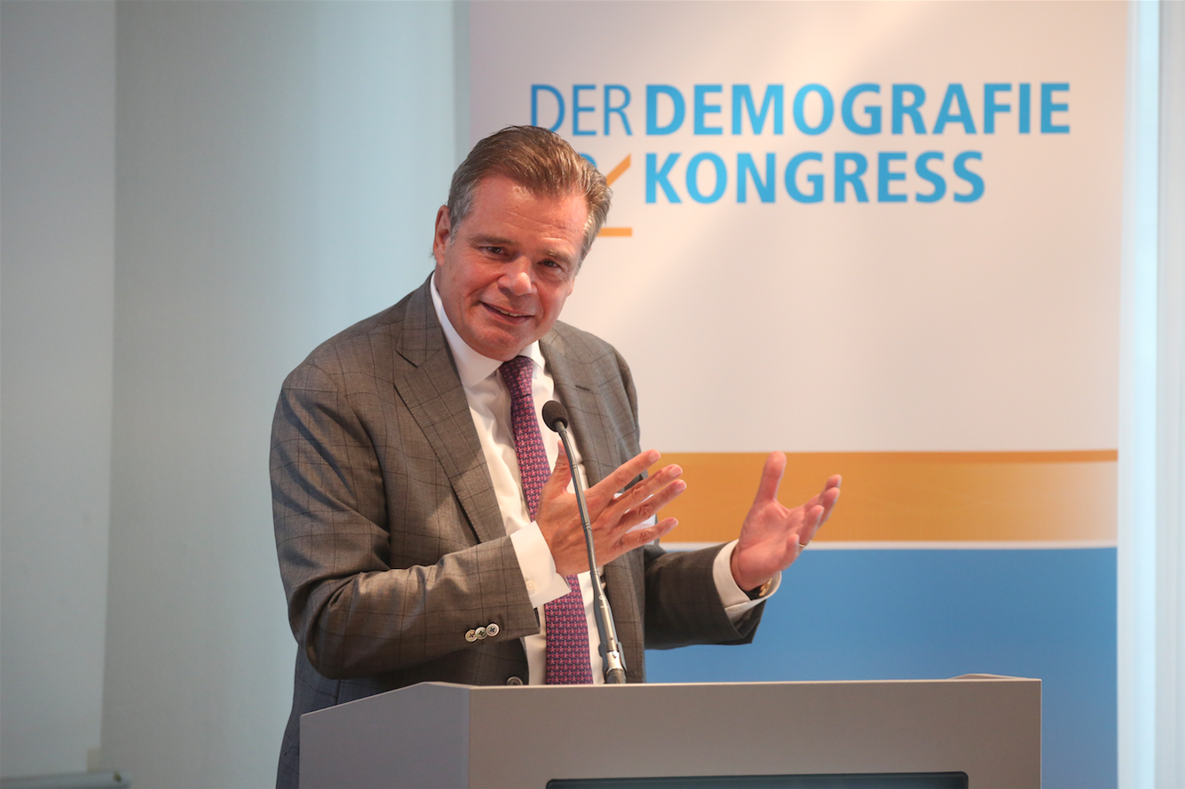 Impulsvortrag von Prof. Pfl&uuml;ger beim Demografiekongress 2016
